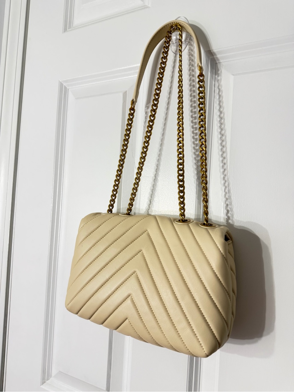 Quince Cream Quilted Chevron Chain-Shoulder Bag - Picture 3 of 8